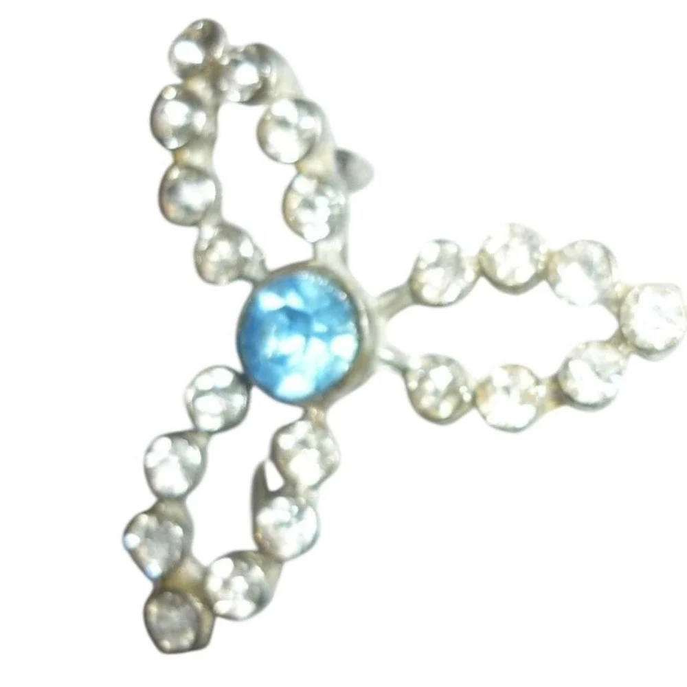 Vintage Silver Tone Blue and Clear‎ Rhinestone Bow Clover Brooch Pin